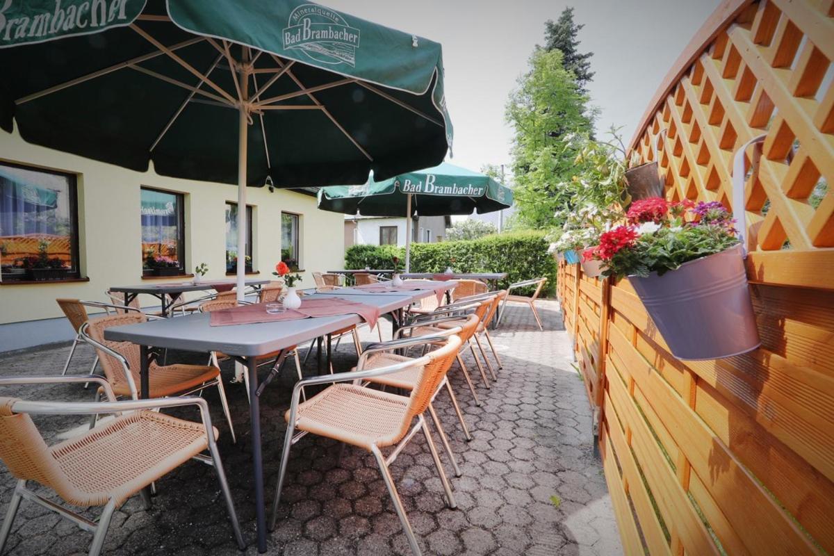 Hotel "Zum Einsiedler" Deutschneudorf ภายนอก รูปภาพ