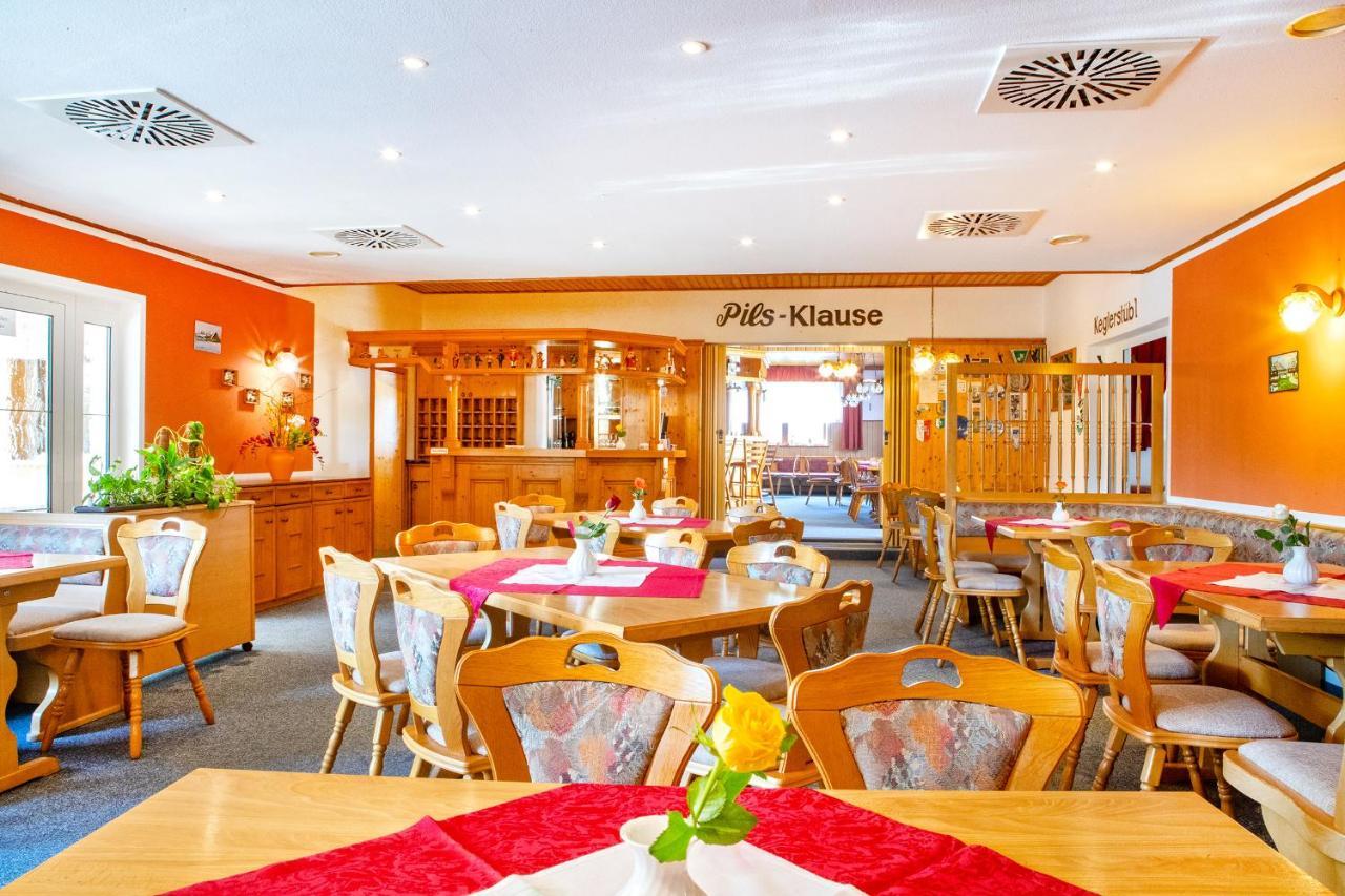 Hotel "Zum Einsiedler" Deutschneudorf ภายนอก รูปภาพ